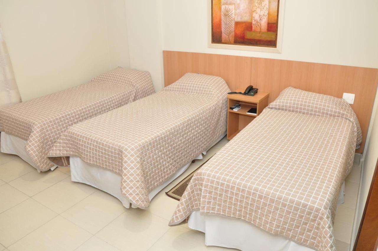 Lotus Hotel - A 6 Km Do Santuario De Aparecida-Sp Guaratinguetá المظهر الخارجي الصورة